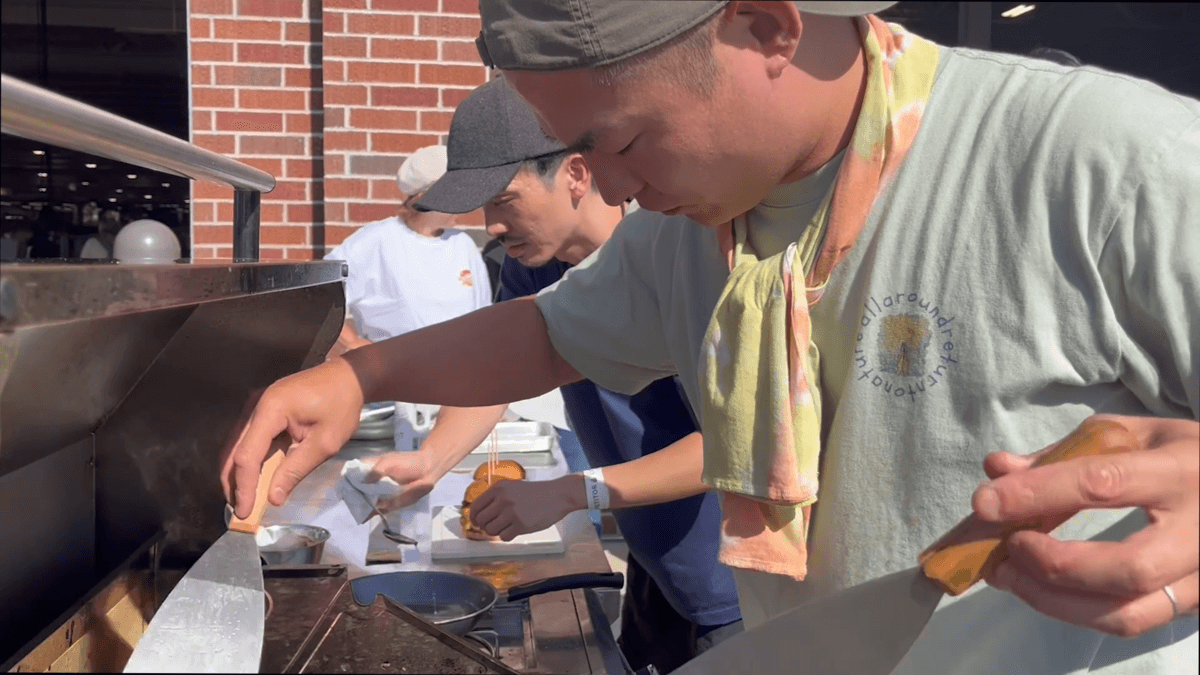 BRISK STAND 調理風景