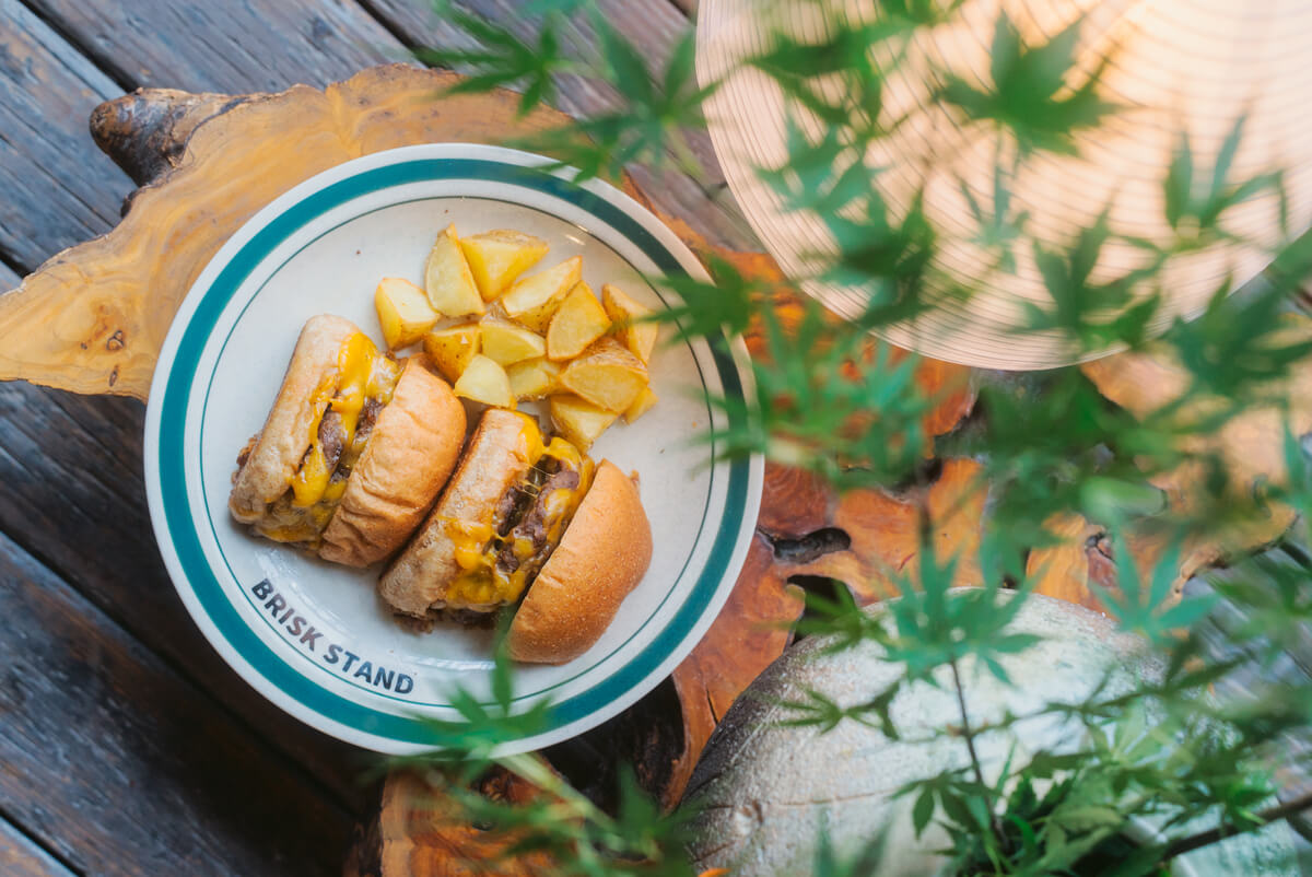 BRISKSTANDの名物 切ったやつ